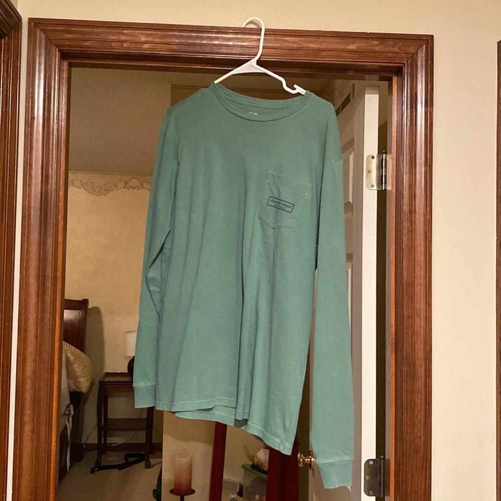 Vineyard Vines long sleeve tshirt